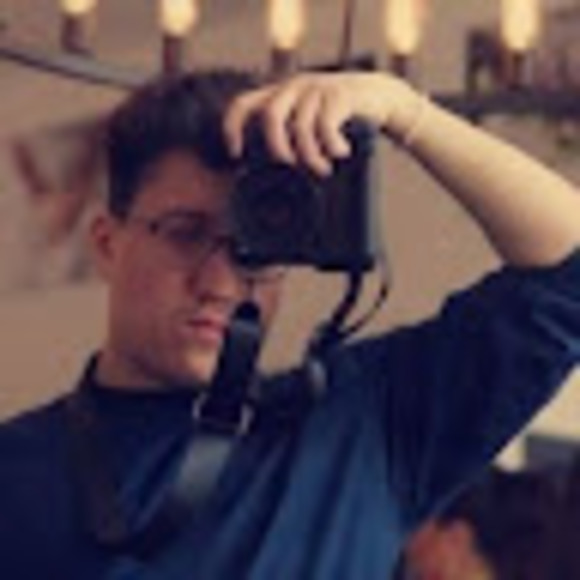 Meet your Posher, Elvis - Picture 1 of 1